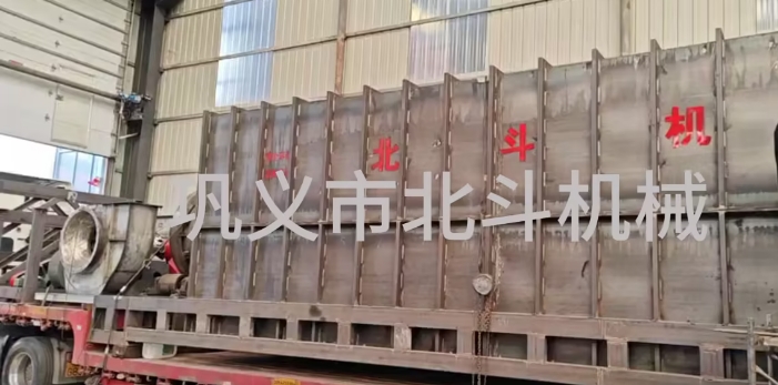 2024年6月26日核桃壳草莓视频APP在线下载机顺利完成装车